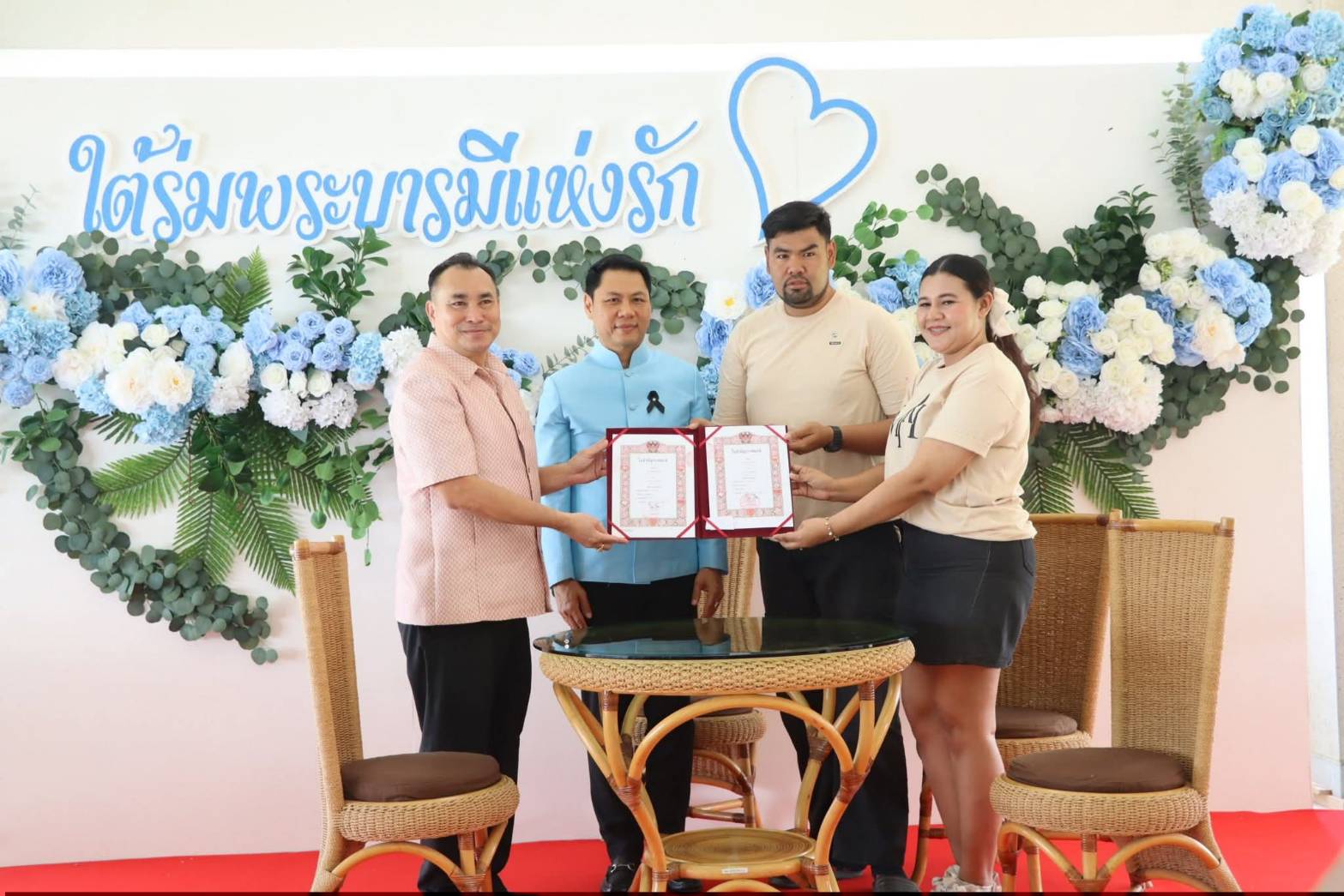 title - ศพส. จัดงาน “รักแห่งศิลป์ รักแห่งแผ่นดิน” เพื่อน้อมรำลึกในพระมหากรุณาธิคุณของสมเด็จพระนางเจ้าสิริกิติ์ พระบรมราชินีนาถ พระบรมราชชนนีพันปีหลวง ณ ศูนย์ส่งเสริมและพัฒนาอาชีพเสริมนอกภาคการเกษตร (ศูนย์ศิลปาชีพบางไทรฯ เดิม)